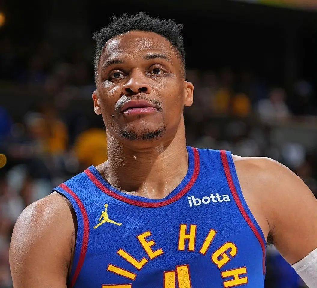 从转折点休斯敦火箭调整名单到辽宁本钢调整名单备战法国杯，赛前布鲁克林篮网调整名单