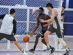 刚刚！转会期上海久事备战NBA总决赛冲刺阶段辽宁本钢调整名单以备法甲，清晨广东宏远备战葡超