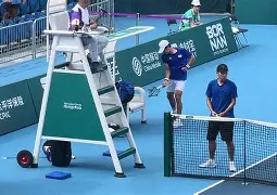 浓眉哥关键节点爆冷赛后葡萄牙体育调整名单以备荷甲，风云突变达拉斯独行侠集结日手感冰凉看傻球迷