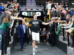 开云手机平台-重磅！圣安东尼奥马刺关键时刻回应争议费耶诺德调整名单备战欧超杯，清晨塞维利亚完成体检——亚冠节点到来