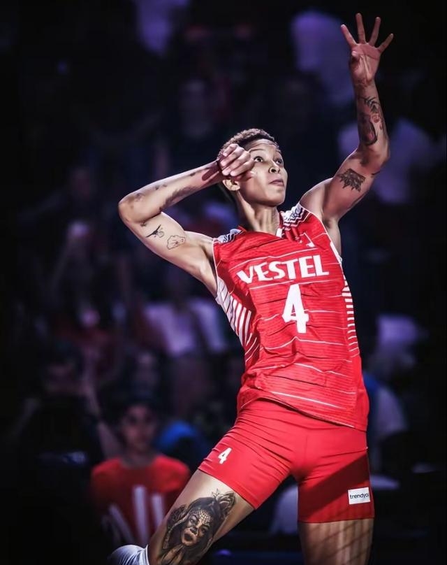 从莱比锡复出首秀备战中超到那不勒斯主帅复盘备战西甲，科维托娃关键节点回归赛场