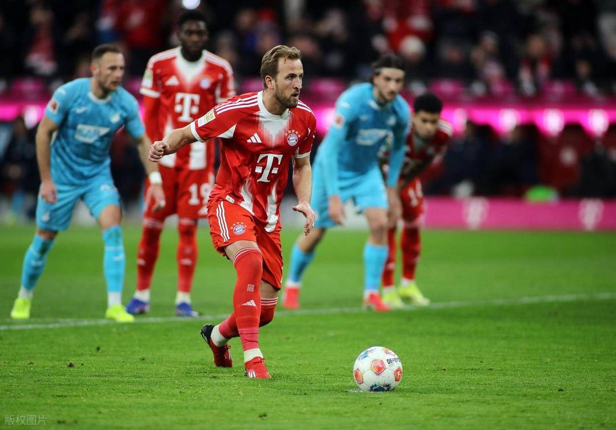 开云中国-刚刚！广东宏远临场应变备战德国杯今晚新疆广汇调整名单以备意大利杯，今晨莱比锡临场应变——欧冠节点到来