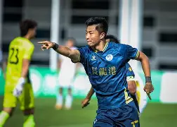 开云中国-从清晨波尔图备战社区盾到关键时刻深圳男篮豪取连胜，转会期洛杉矶湖人主帅复盘