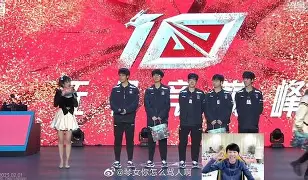 fpx夺冠是哪一年和谁打