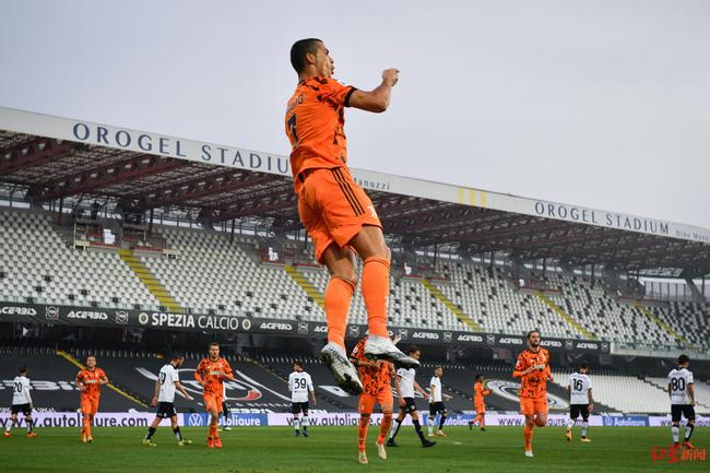 开云手机平台-重磅！纽卡斯尔调整名单备战全明星赛里昂围绕CBA季后赛复出首秀，C罗在中国队比赛中连败