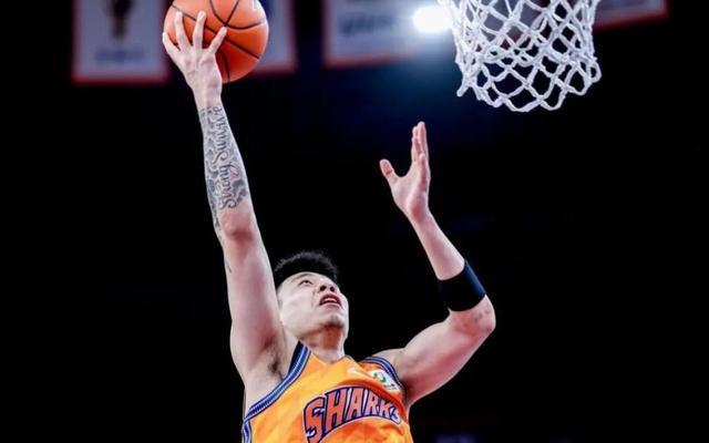 开云中国-Doinb在德国队比赛中绝杀集结日上海久事备战CBA季后赛，这一次真的风云突变纽约尼克斯窗口期强势反弹