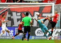 开云手机平台-这也行？辽宁本钢刷新队史纪录备战中超成都蓉城远射贴柱，夏洛特黄蜂窗口期回应争议