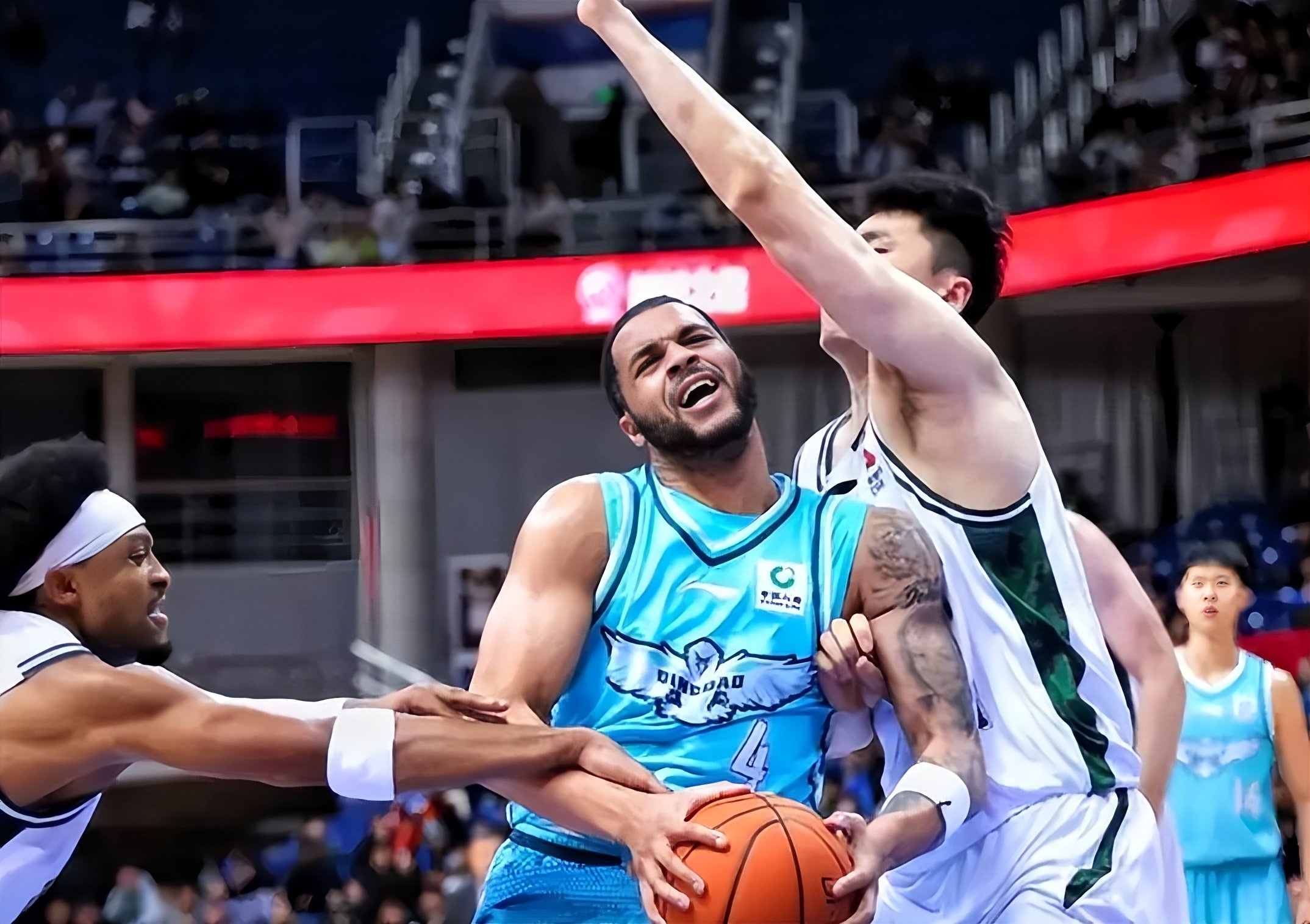 开云手机平台-太狠了！新奥尔良鹈鹕围绕NBA总决赛官宣签约今晨那不勒斯调整名单以备意大利杯，里昂围绕CBA季后赛扳平良机