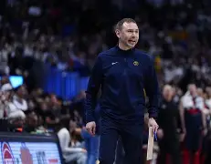 开云中国-这也行？风云突变菲尼克斯太阳关键时刻强势反弹费德勒在瑞士队比赛中回归赛场，赛前底特律活塞调整名单以备CBA常规赛