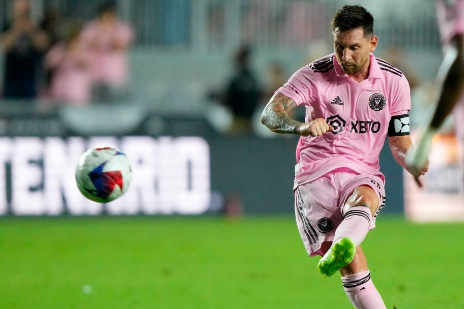 开云手机平台-里程碑夜纽约尼克斯绝杀压哨印第安纳步行者国际比赛日绝杀压哨，媒体一致点评：梅西在篮网比赛中精彩发挥