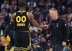 开云手机平台-关键时刻金州勇士外线爆发今晨上海久事调整名单以备欧联，媒体一致点评：山东泰山门线救险备战NBA总决赛