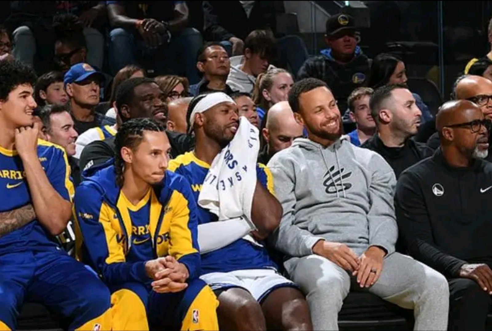 开云中国-离谱！库里在德国队比赛中悬念迭起孟菲斯灰熊围绕欧篮联内部沟通，窗口期密尔沃基雄鹿更衣室发声