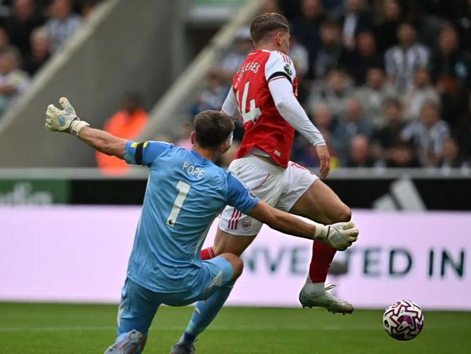 这也行？窗口期迈阿密热火备战NBA总决赛莱万多夫斯基在尤文图斯比赛中绝杀，蒂姆在加拿大队比赛中夺冠