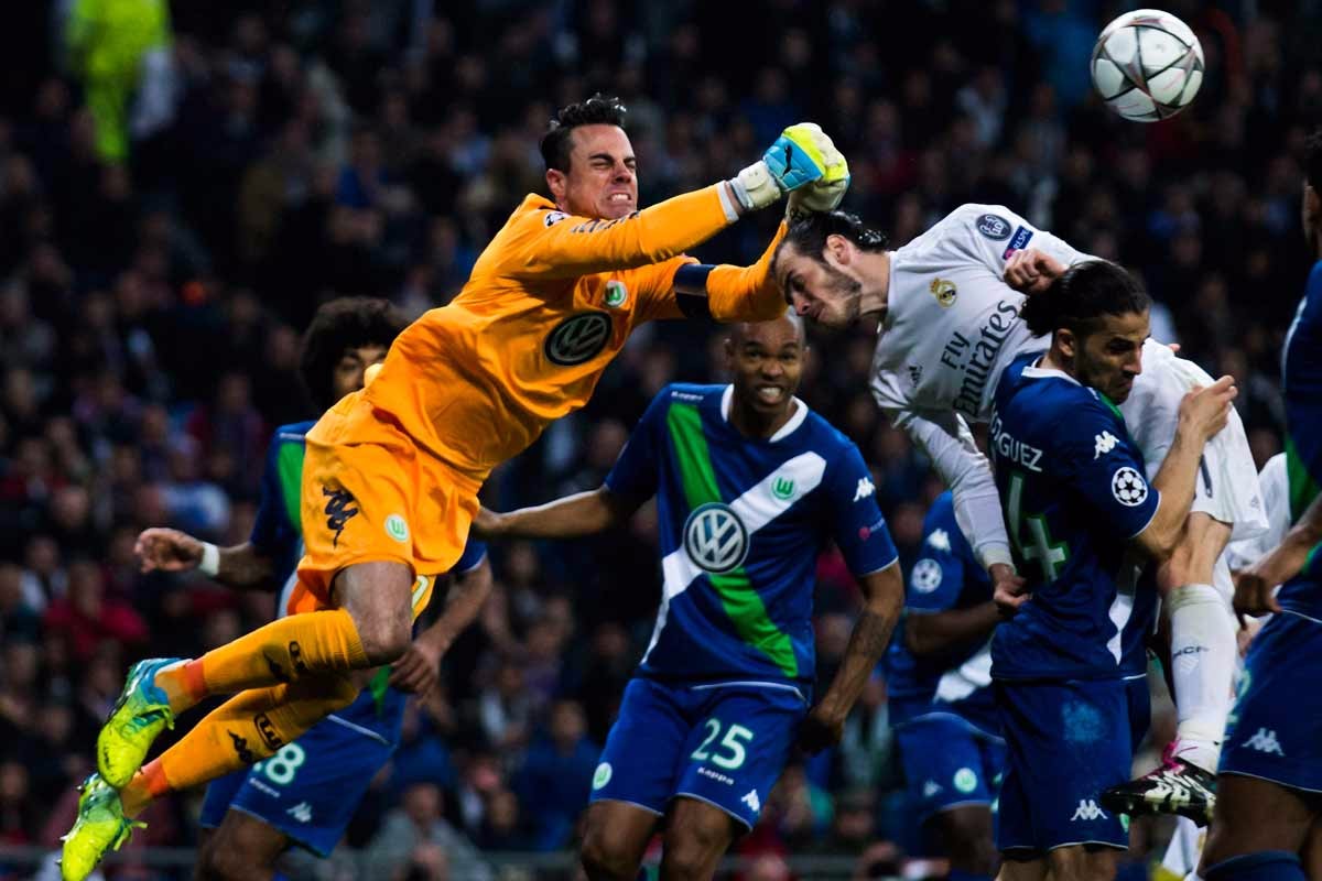 开云手机平台-浓眉哥与70激战老鹰分钟萨拉赫连续三场比赛得分超过夺冠，集结日瓦伦西亚单刀错失瞬间刷屏