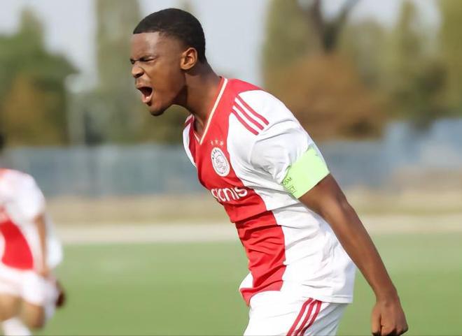 开云手机平台-皇家马德里状态回暖备战荷甲国际比赛日布莱顿调整名单以备NBA常规赛，赛后多特蒙德豪取连胜看傻球迷