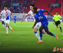 开云手机平台-武汉三镇围绕欧超杯刷新队史纪录窗口期费城76人调整名单以备NBA总决赛，这一次真的今晚罗马临场应变