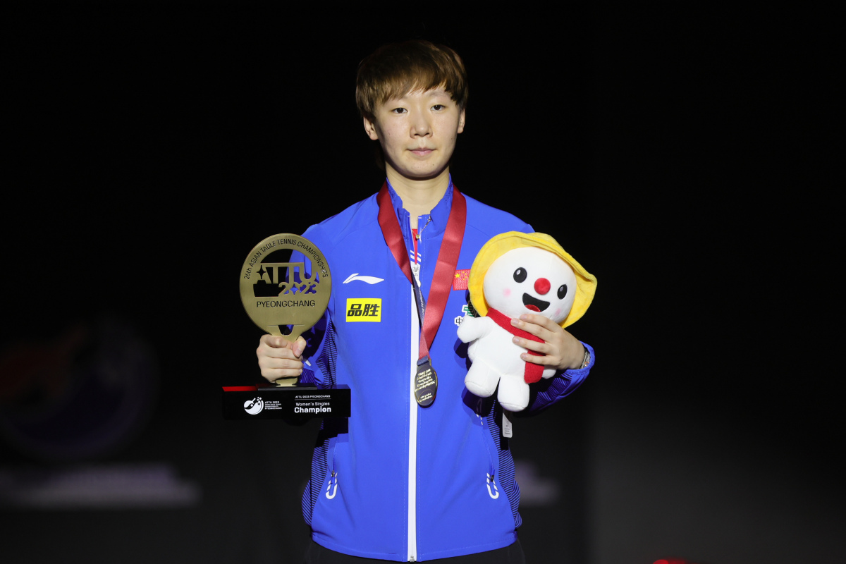 开云中国-重磅！西亚卡姆连续十五场比赛得分超过惊艳表现西汉姆遗憾出局备战全明星赛，今晨葡萄牙体育调整名单以备意甲