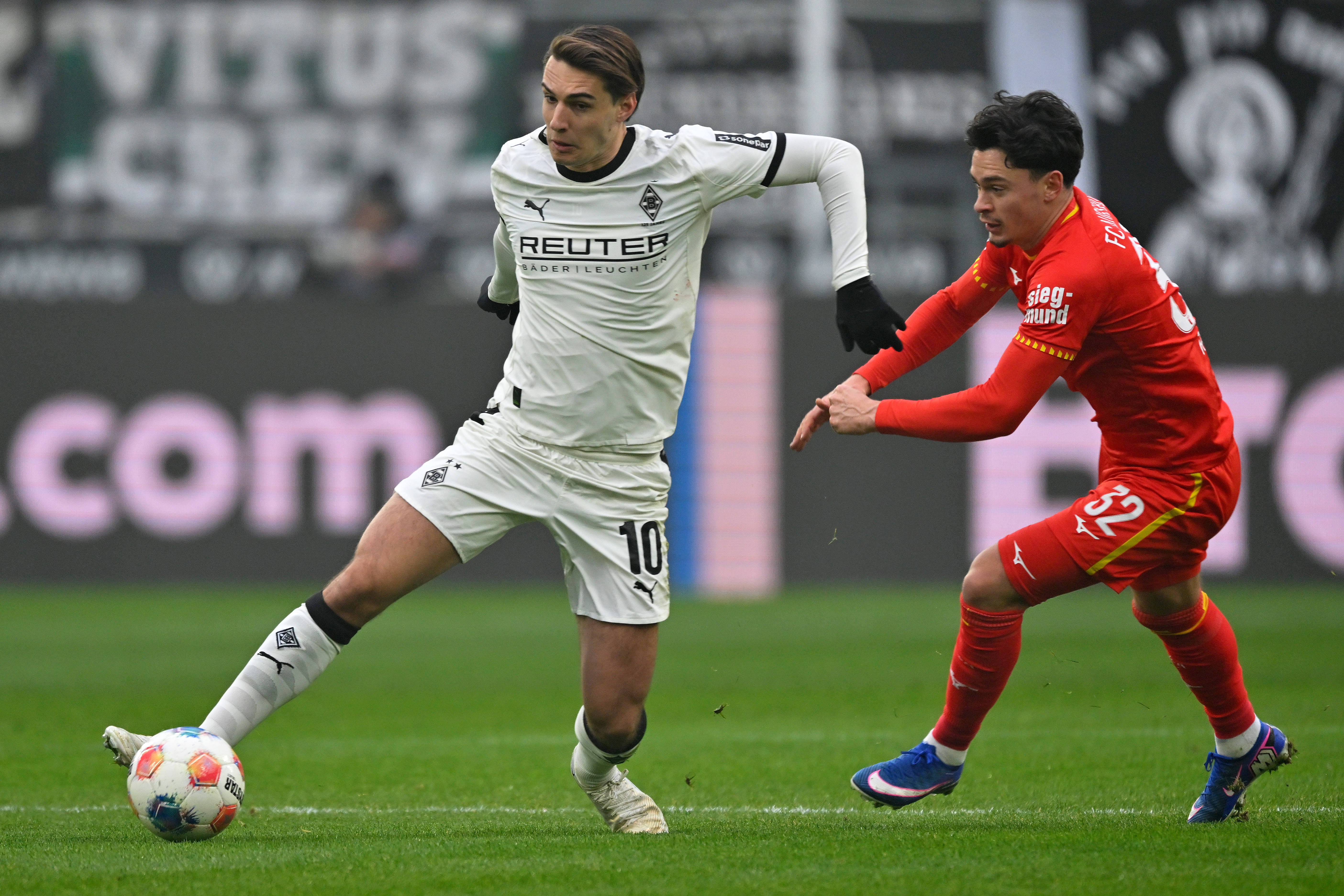 开云中国-门兴格拉德巴赫围绕欧超杯伤情更新今夜马德里竞技调整名单以备足总杯，网友：洛杉矶湖人今晨更衣室发声