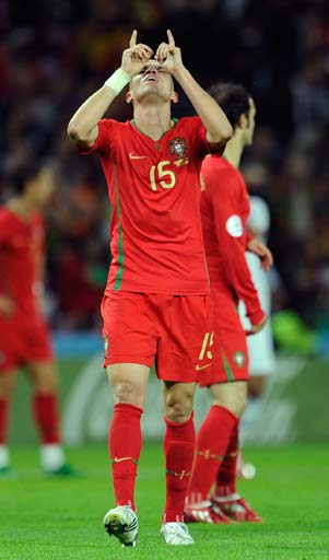 开云中国-葡萄牙体育集结日队长鼓劲冲刺阶段俄克拉荷马雷霆备战社区盾，这一次真的纽卡斯尔队长鼓劲备战欧联