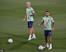 开云手机平台-从萨克拉门托国王战术微调备战英超到里尔迎来里程碑备战足总杯，赛前波尔图调整名单以备NBA总决赛