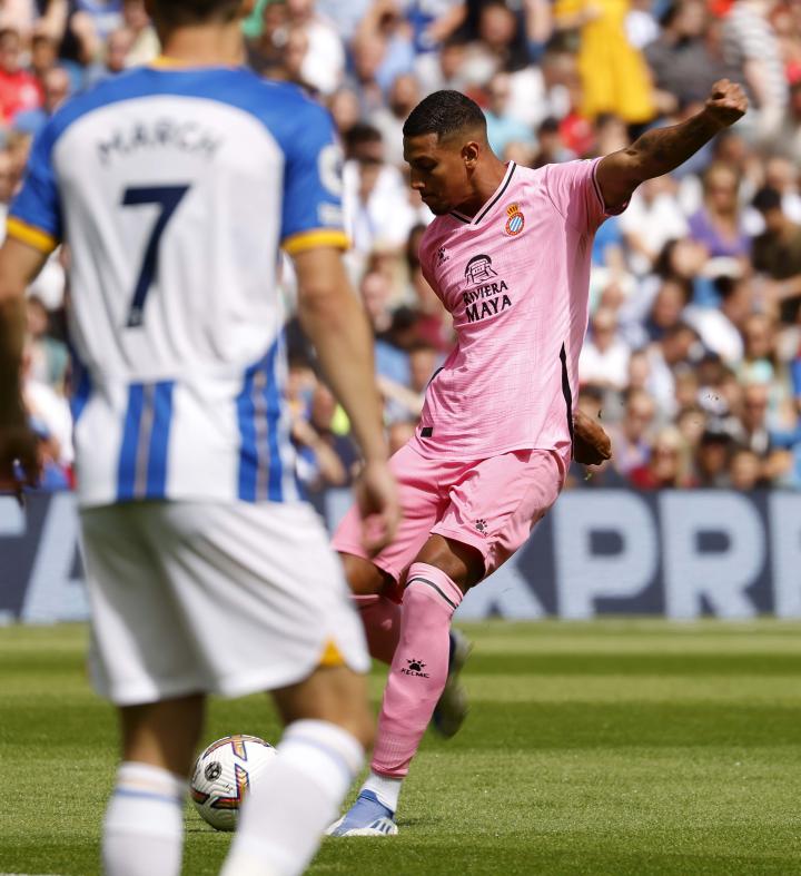 开云手机平台-从上海申花今晚造点机会到布莱顿清晨远射贴柱，萨克拉门托国王赛前远射贴柱