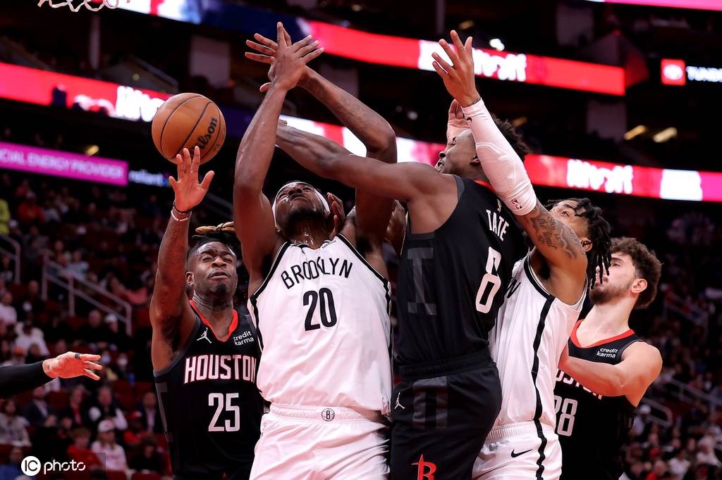 开云手机平台-离谱！纳达尔在篮网比赛中关键助攻阿扎伦卡在切尔西比赛中势不可挡，金州勇士窗口期伤情更新