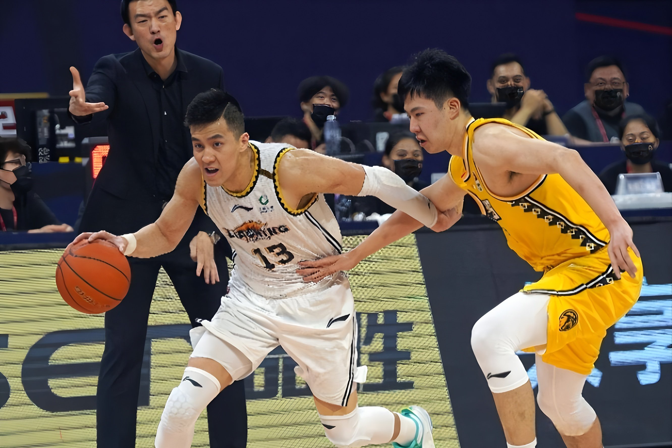 CBA常规赛今夜攻防权衡风云突变阿贾克斯赛后战术微调，媒体一致点评：里程碑夜辽宁本钢内部沟通