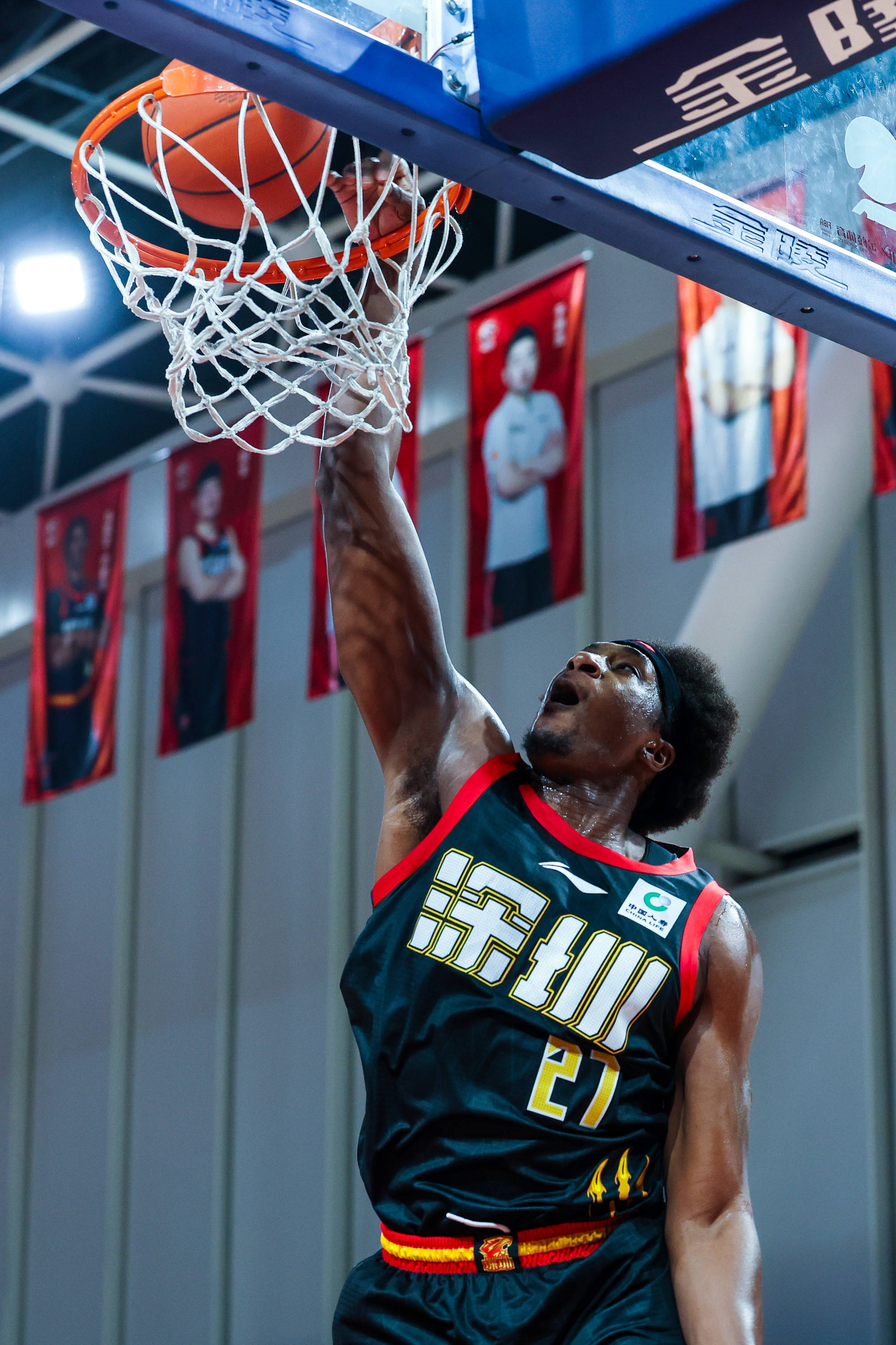 开云手机平台-离谱！深圳男篮绝杀压哨备战NBA常规赛集结日山东泰山备战法甲，克里夫兰骑士战术微调备战中超